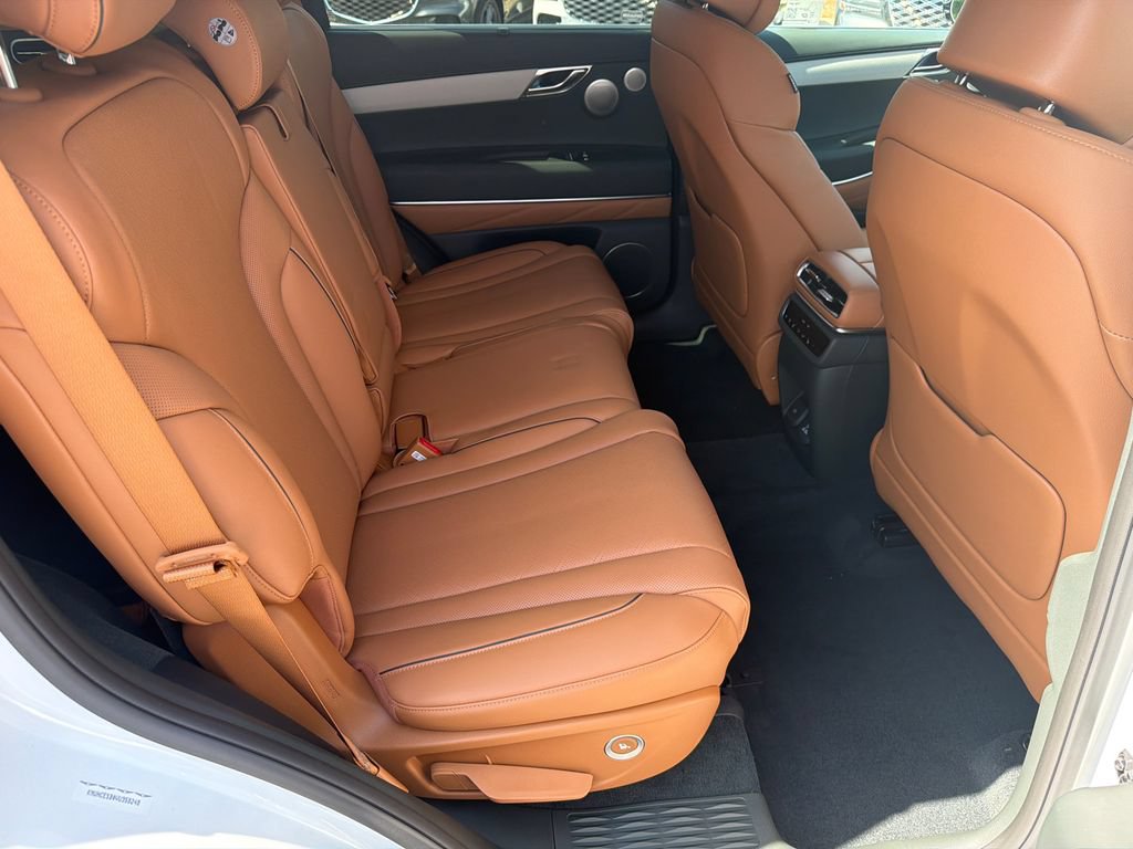 New 2027 Genesis GV80 2.5T Prestige AWD/4WD image 17