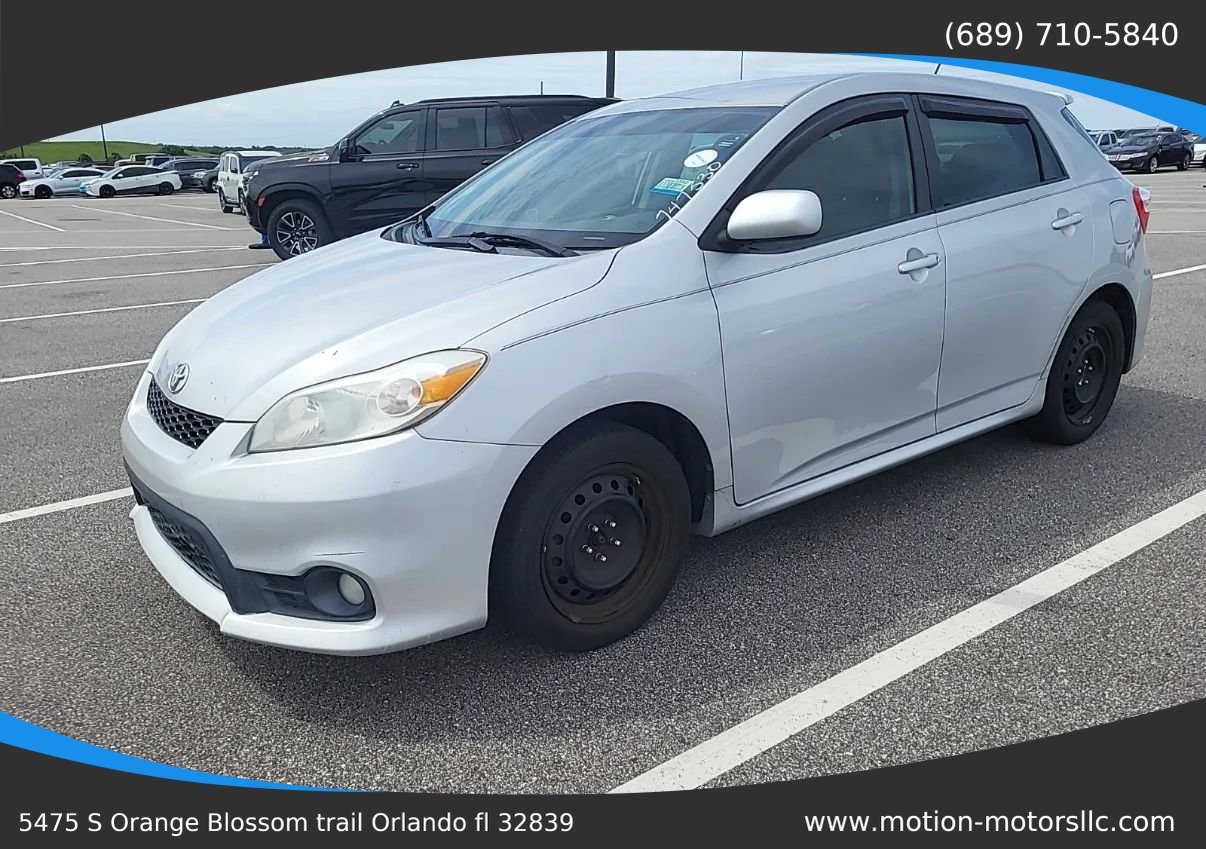 Used 2011 Toyota Matrix w/ Matrix Sport Pkg FWD image 1