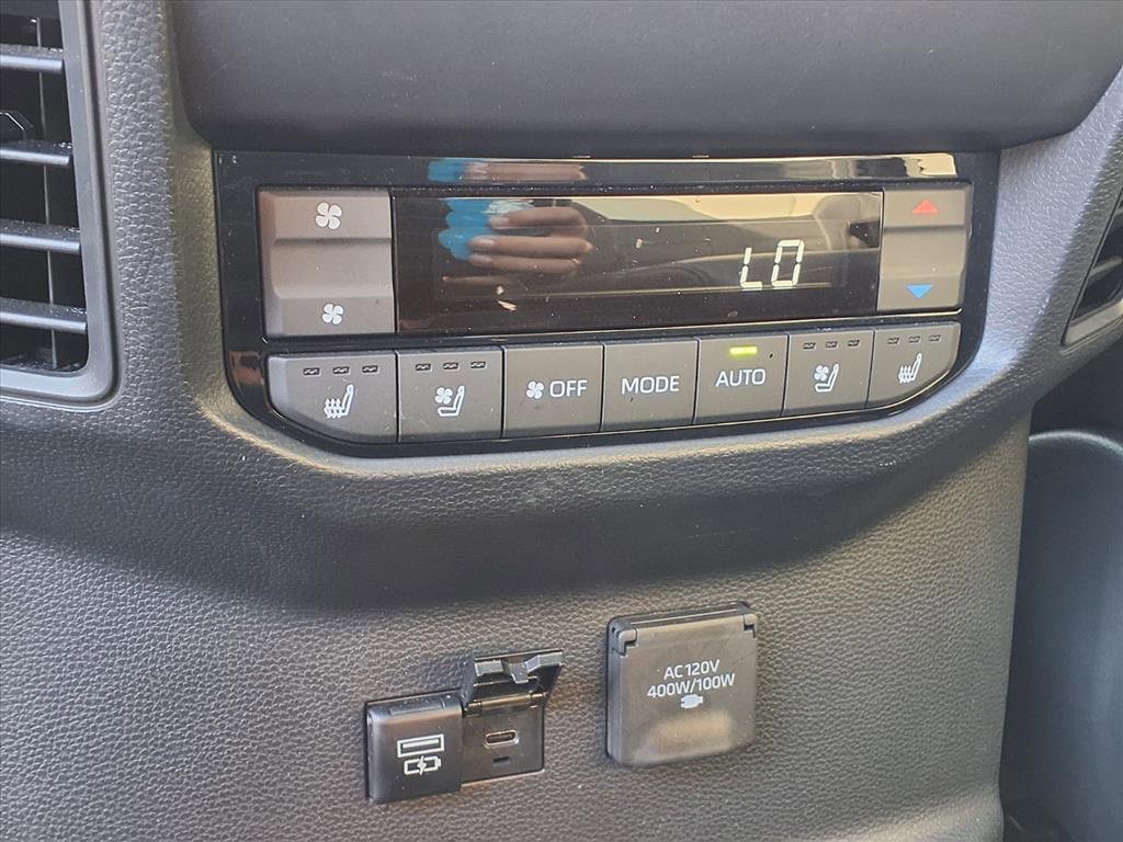 Used 2024 Toyota Sequoia Capstone image 25