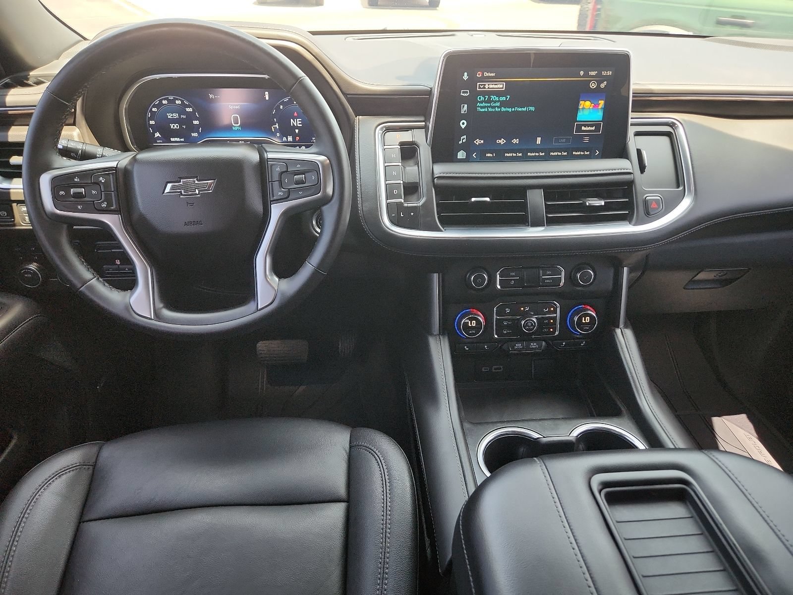 Used 2024 Chevrolet Tahoe Z71 w/ Luxury Package AWD/4WD image 15