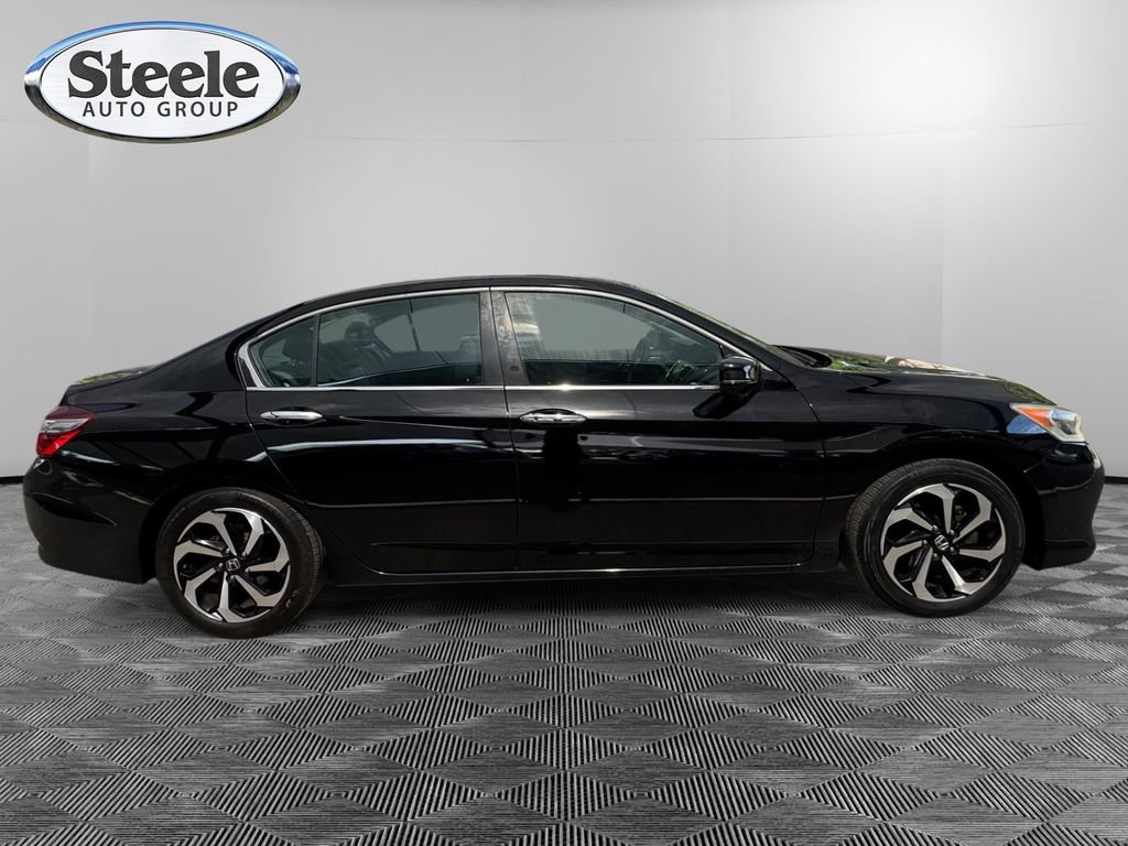 Used 2017 Honda Accord EX-L image 6
