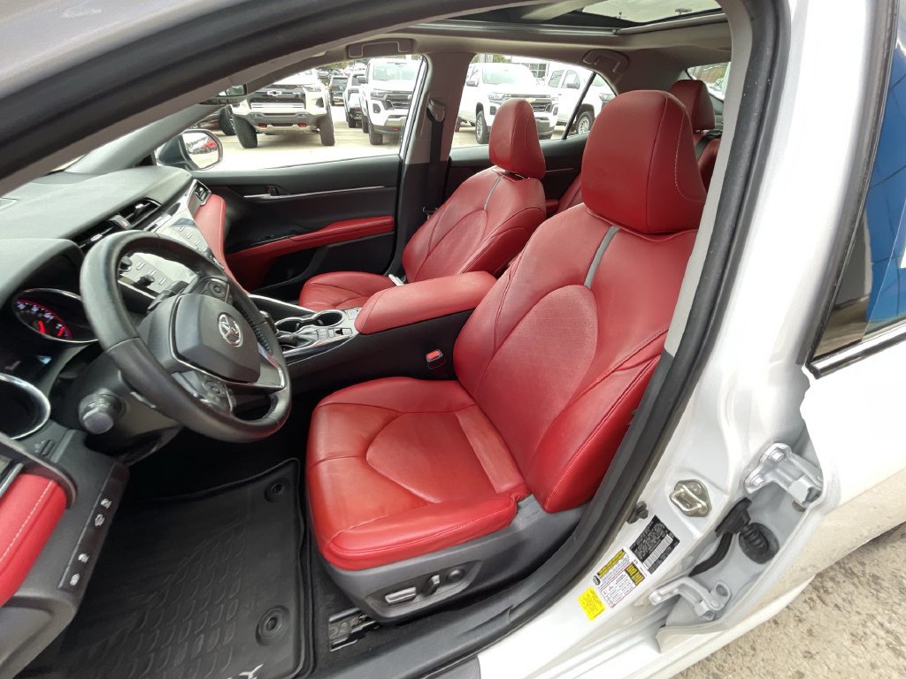 Used 2019 Toyota Camry XSE FWD image 20