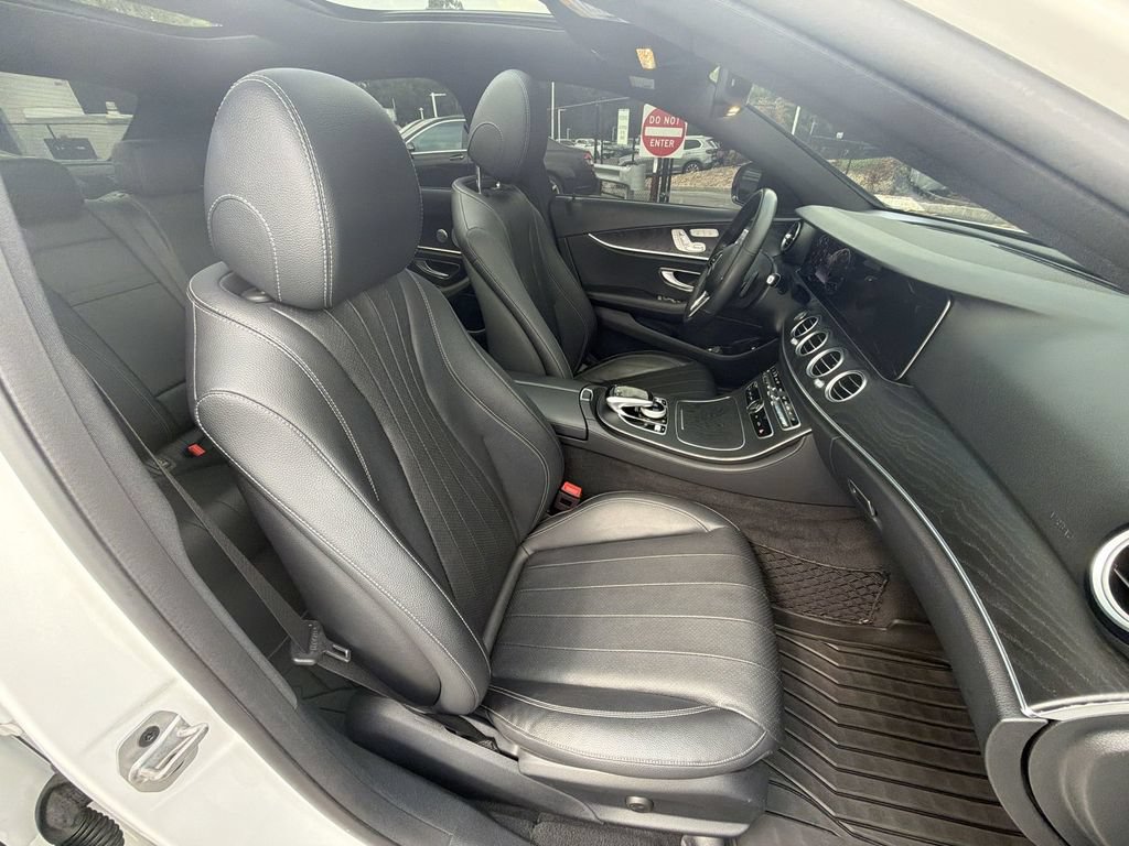 Used 2019 Mercedes-Benz E 300 4MATIC image 22
