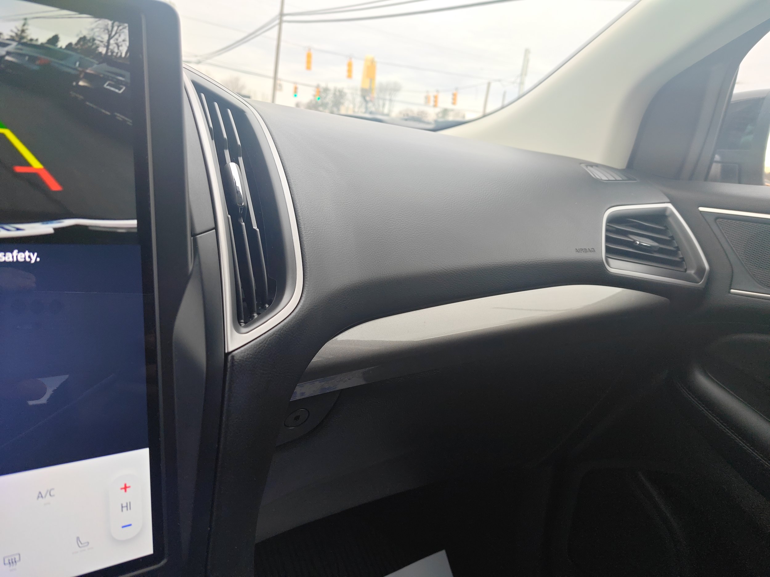 Used 2024 Ford Edge SEL w/ Convenience Package AWD/4WD image 19