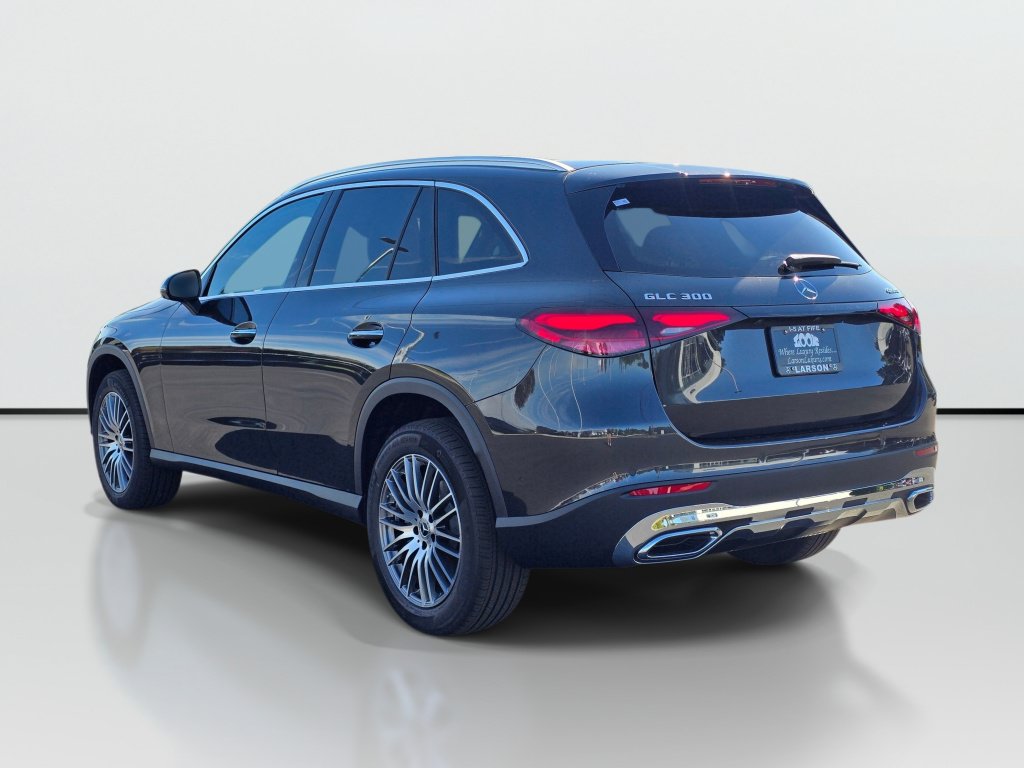 New 2027 Mercedes-Benz GLC 300 4MATIC image 3