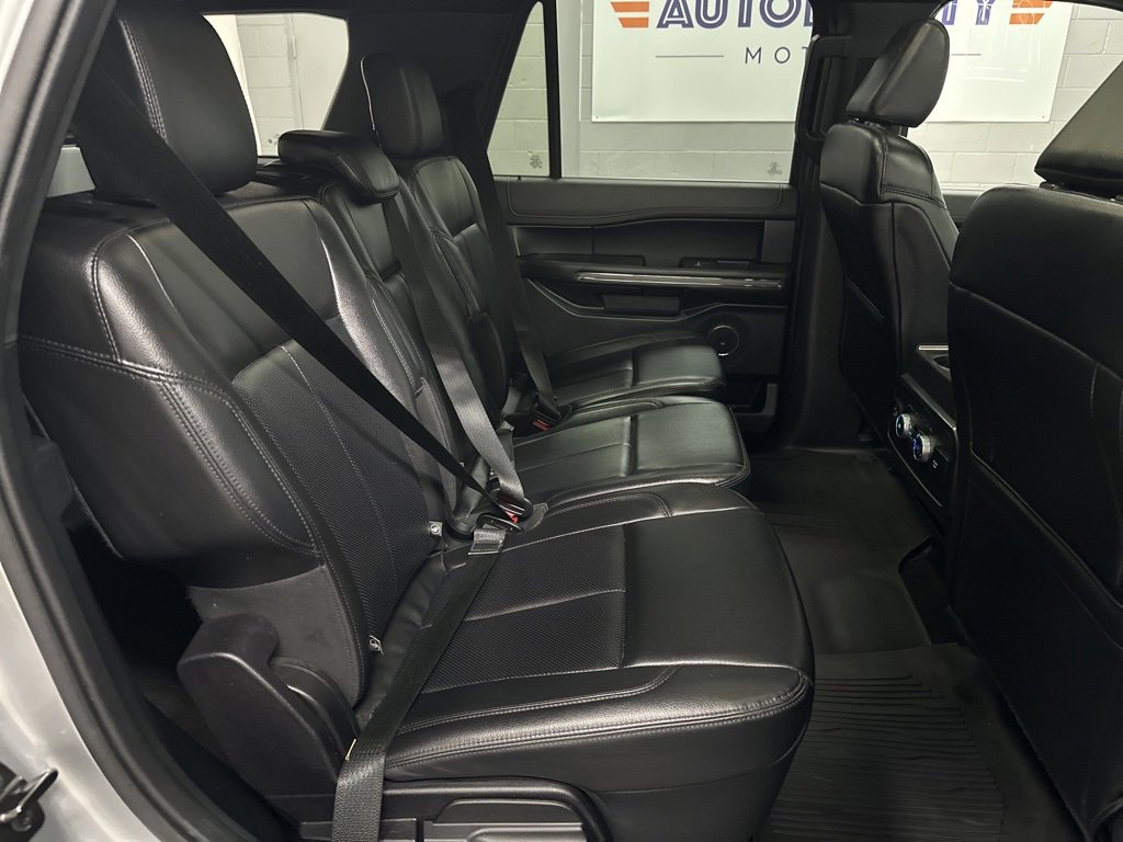 Used 2021 Ford Expedition XLT image 20