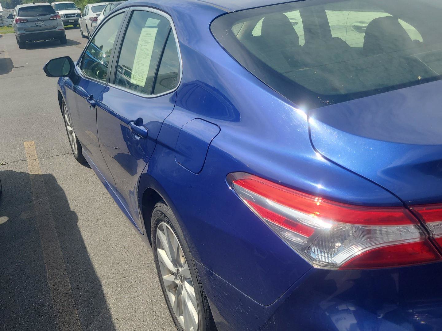 Used 2018 Toyota Camry LE FWD image 4
