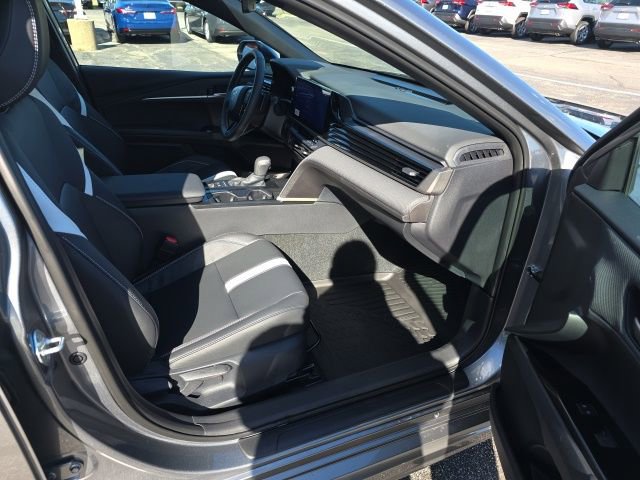 New 2026 Toyota Camry SE image 10