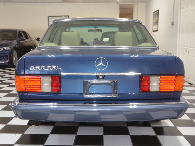 Used 1990 Mercedes-Benz 560 SEL image 8