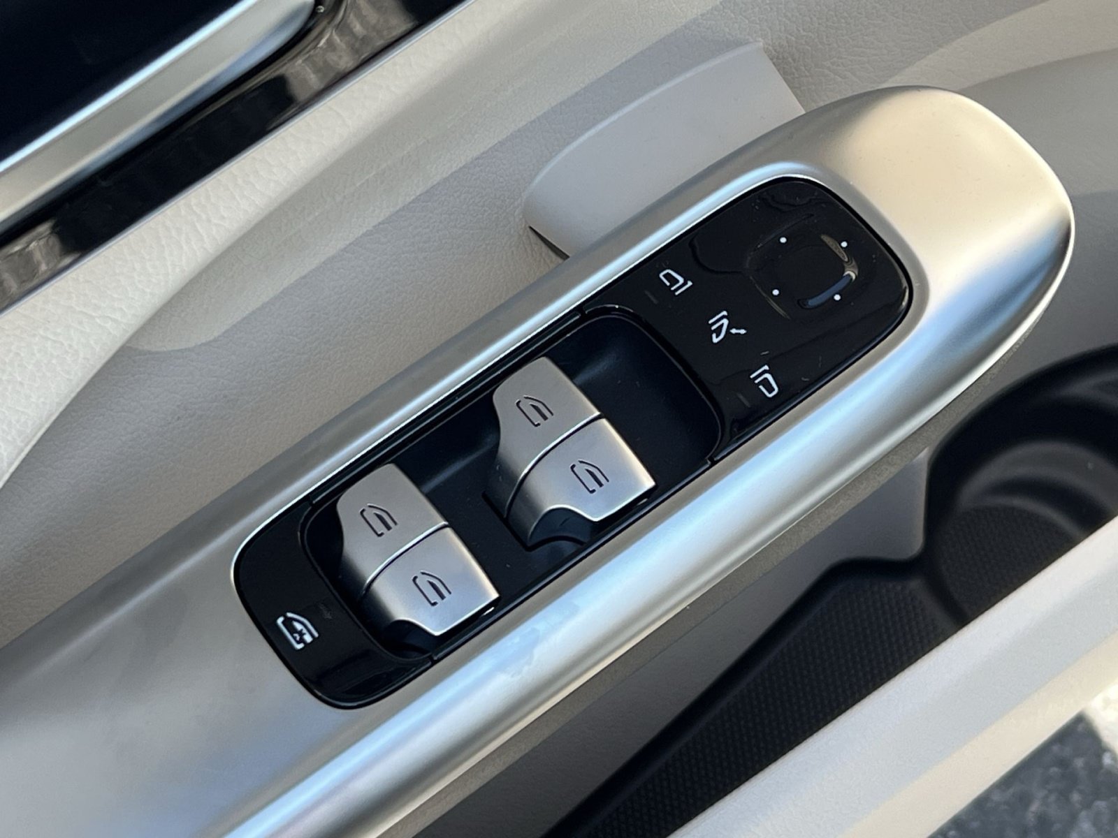 New 2026 Mercedes-Benz C 300 4MATIC Sedan image 20