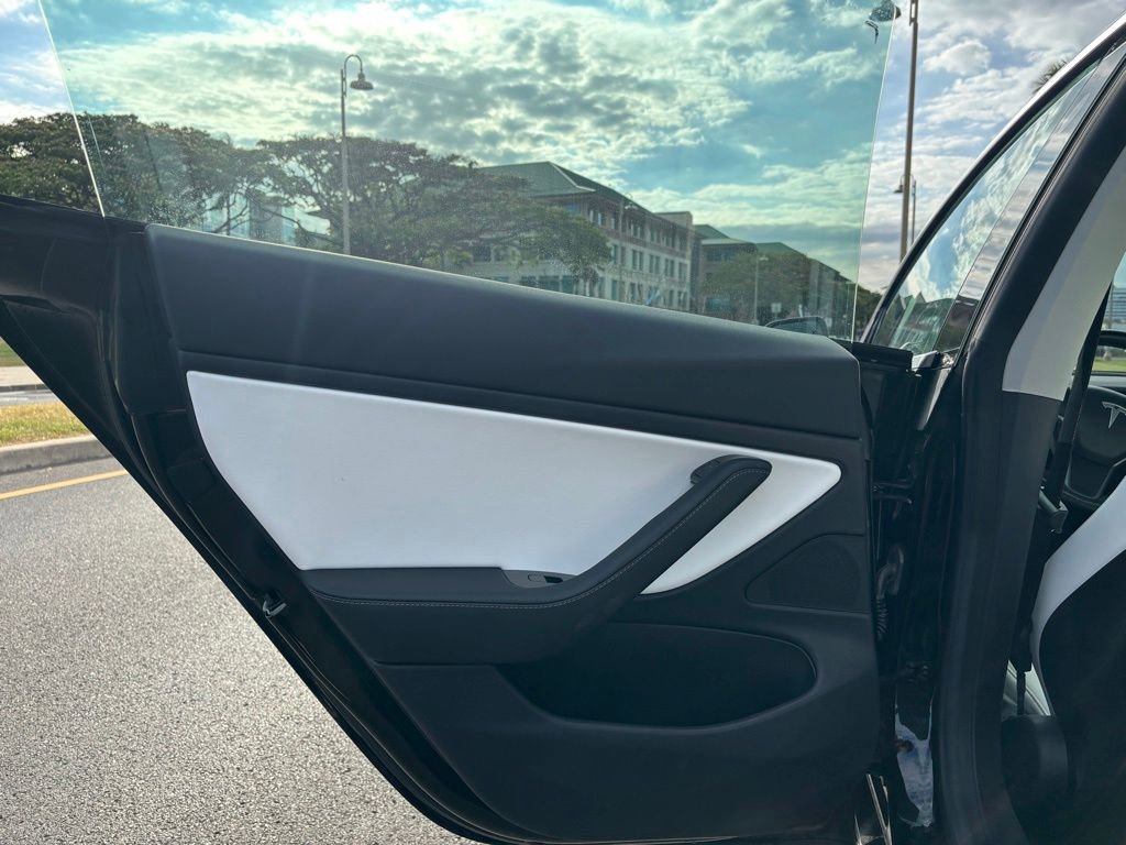 Used 2019 Tesla Model 3 Long Range AWD/4WD image 14