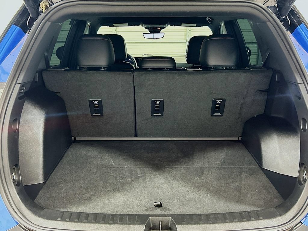Used 2025 Chevrolet Equinox RS w/ Safety and Technology Package FWD image 24