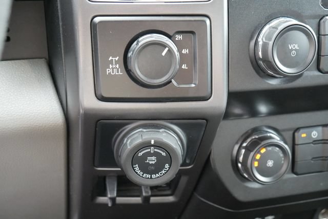 Used 2020 Ford F150 XLT w/ Trailer Tow Package AWD/4WD image 19