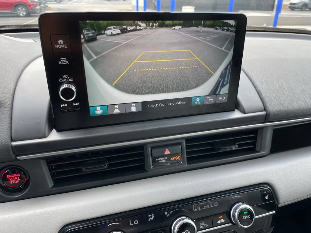 Certified 2025 Honda Pilot EX-L image 17