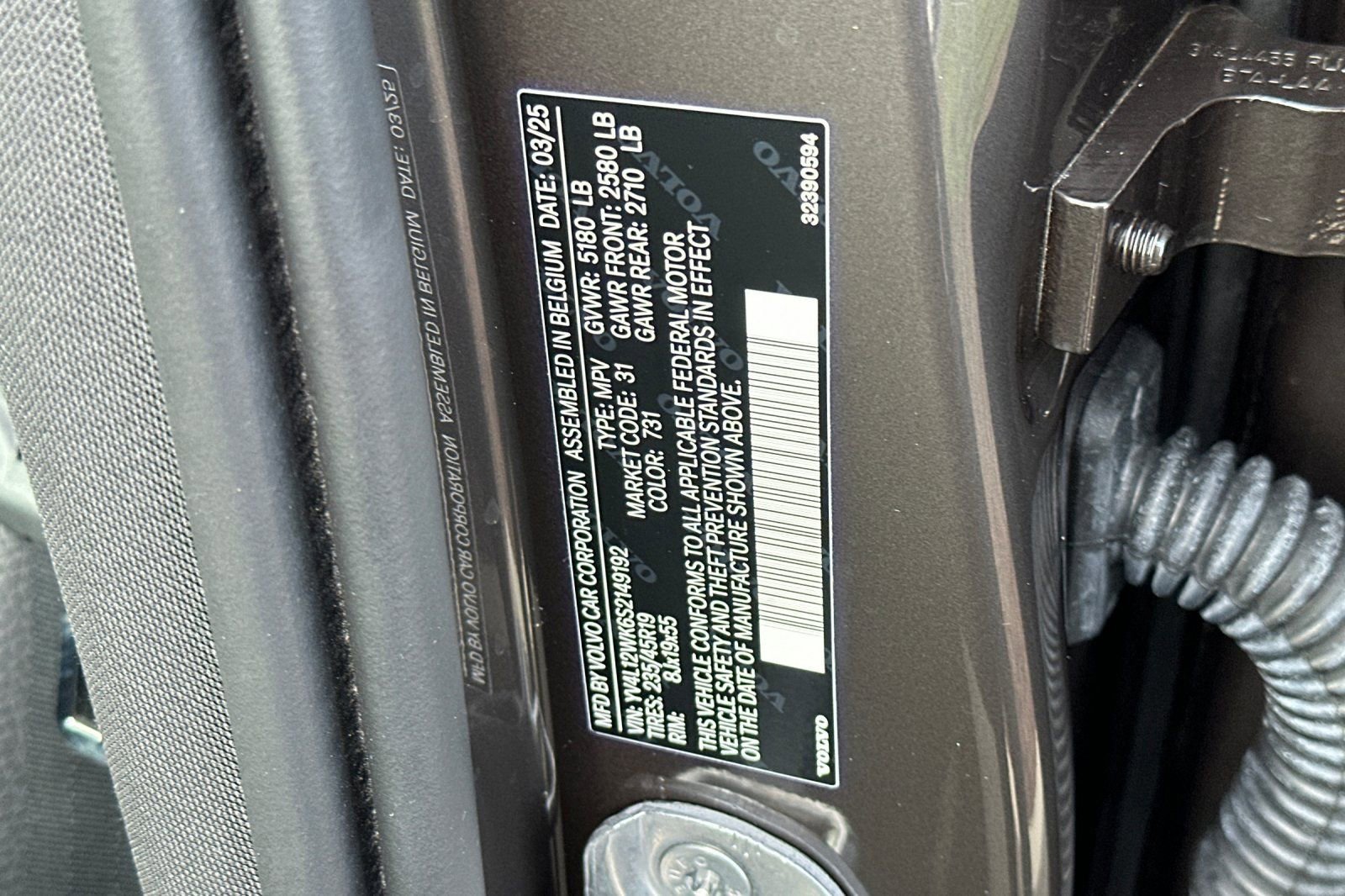 Used 2025 Volvo V60 B5 Cross Country Plus image 34