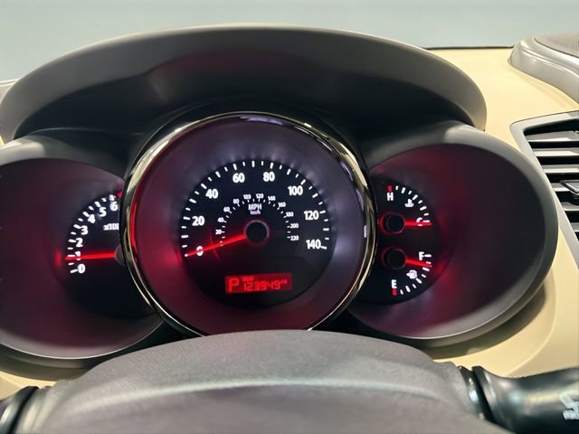 Used 2010 Kia Soul ! FWD image 18