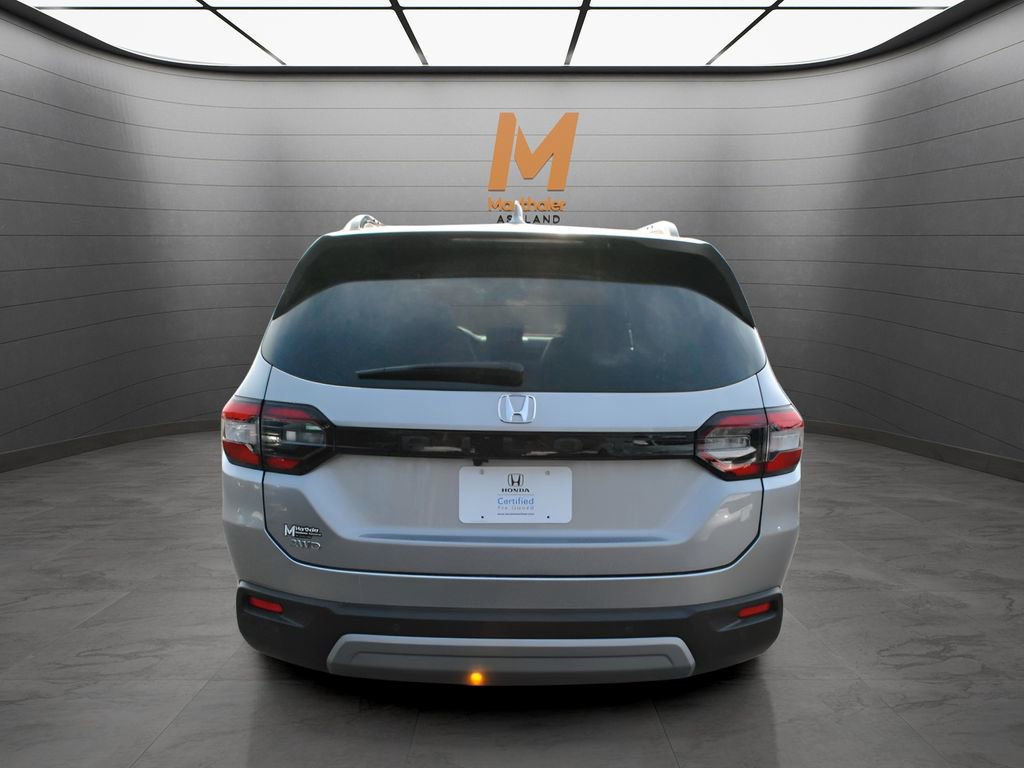 Certified 2025 Honda Pilot EX-L image 3