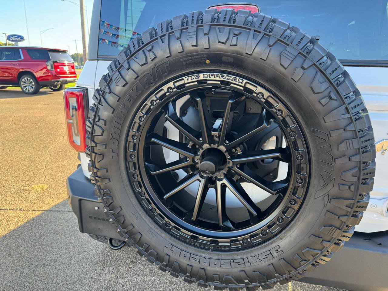 Used 2024 Ford Bronco Outer Banks w/ Sasquatch Package image 11