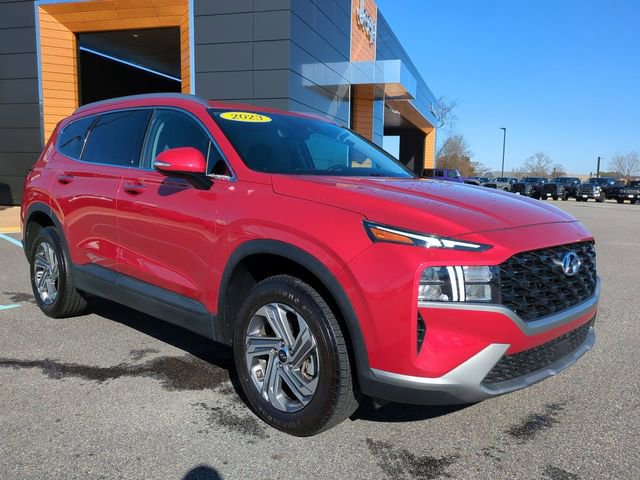 Used 2023 Hyundai Santa Fe SEL image 2