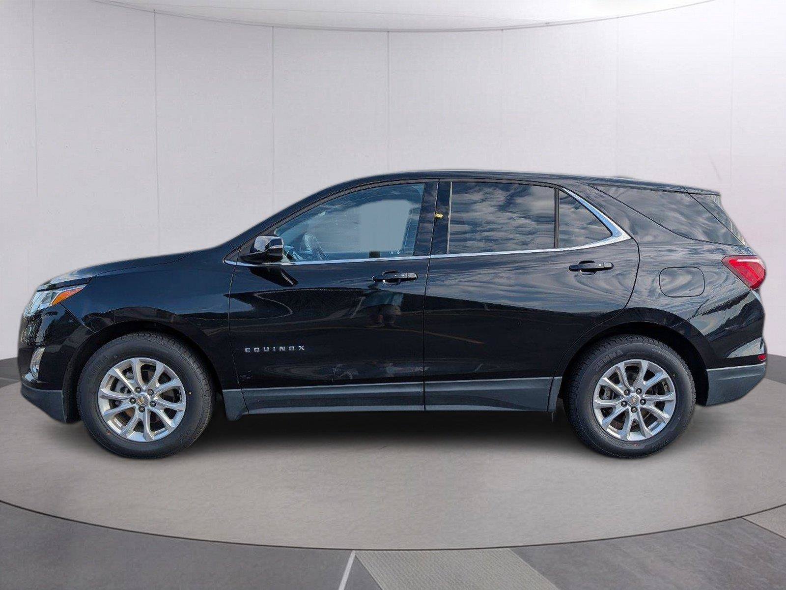 Used 2019 Chevrolet Equinox LT FWD image 2