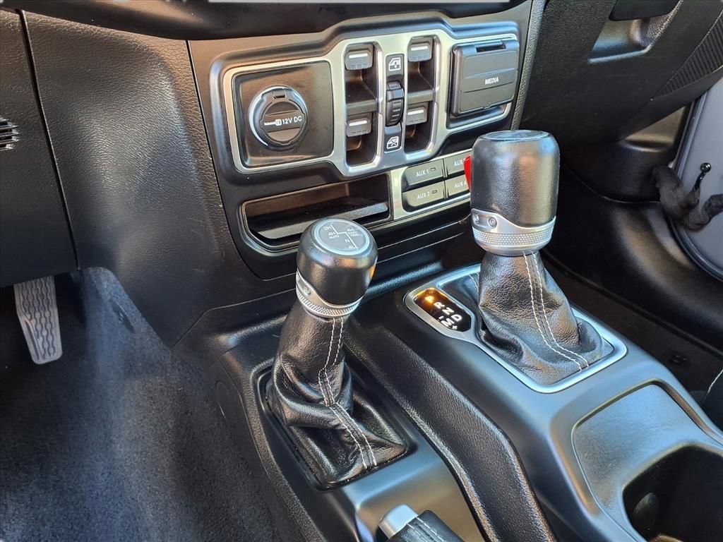 Used 2022 Jeep Wrangler Unlimited Sahara image 10