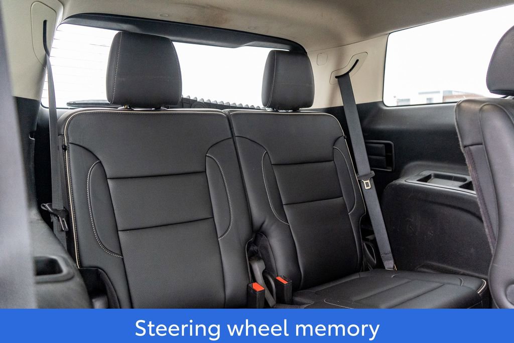 Used 2022 GMC Acadia Denali w/ Denali Ultimate Package image 13