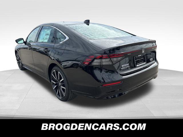 New 2025 Honda Accord Touring image 5