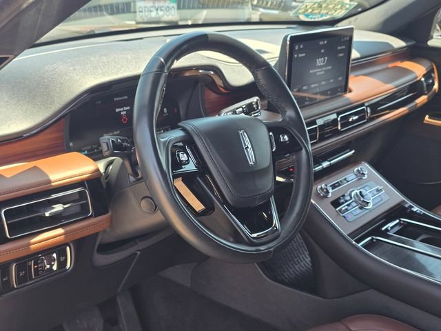 Used 2023 Lincoln Aviator Reserve RWD image 8