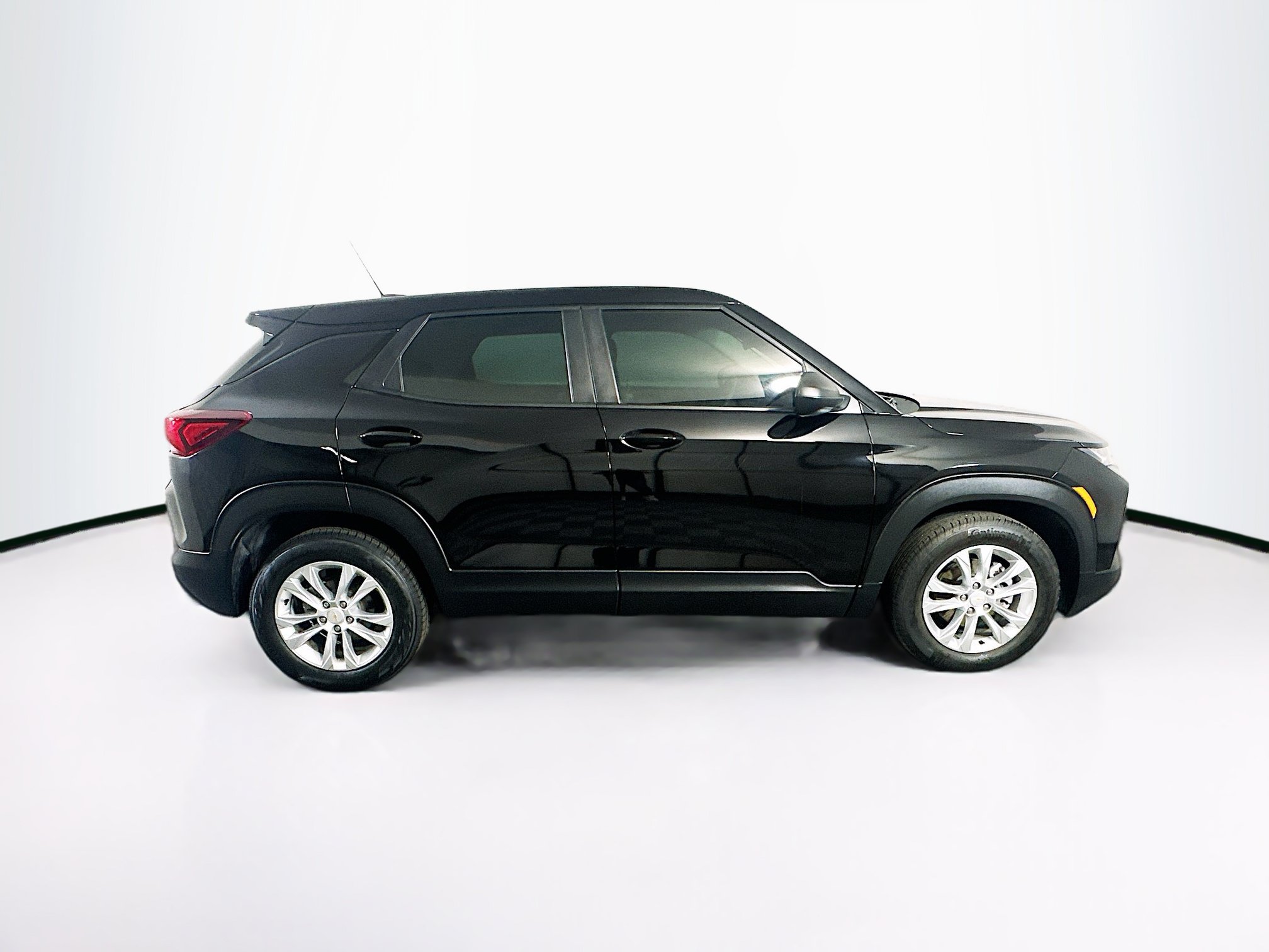Used 2023 Chevrolet TrailBlazer LS FWD image 10