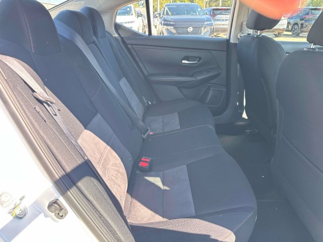 Used 2024 Nissan Sentra SR FWD image 13