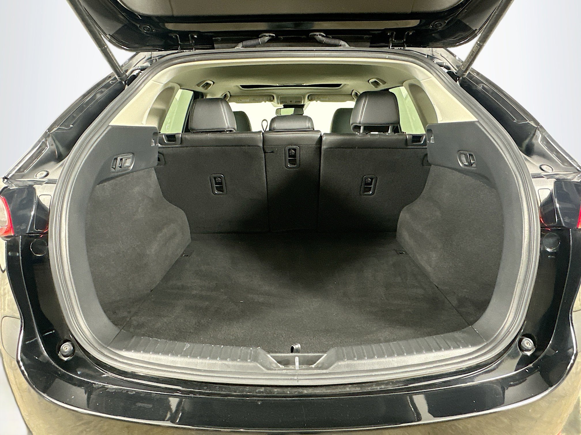 Used 2018 MAZDA CX-5 Touring w/ Preferred Equipment Package image 29