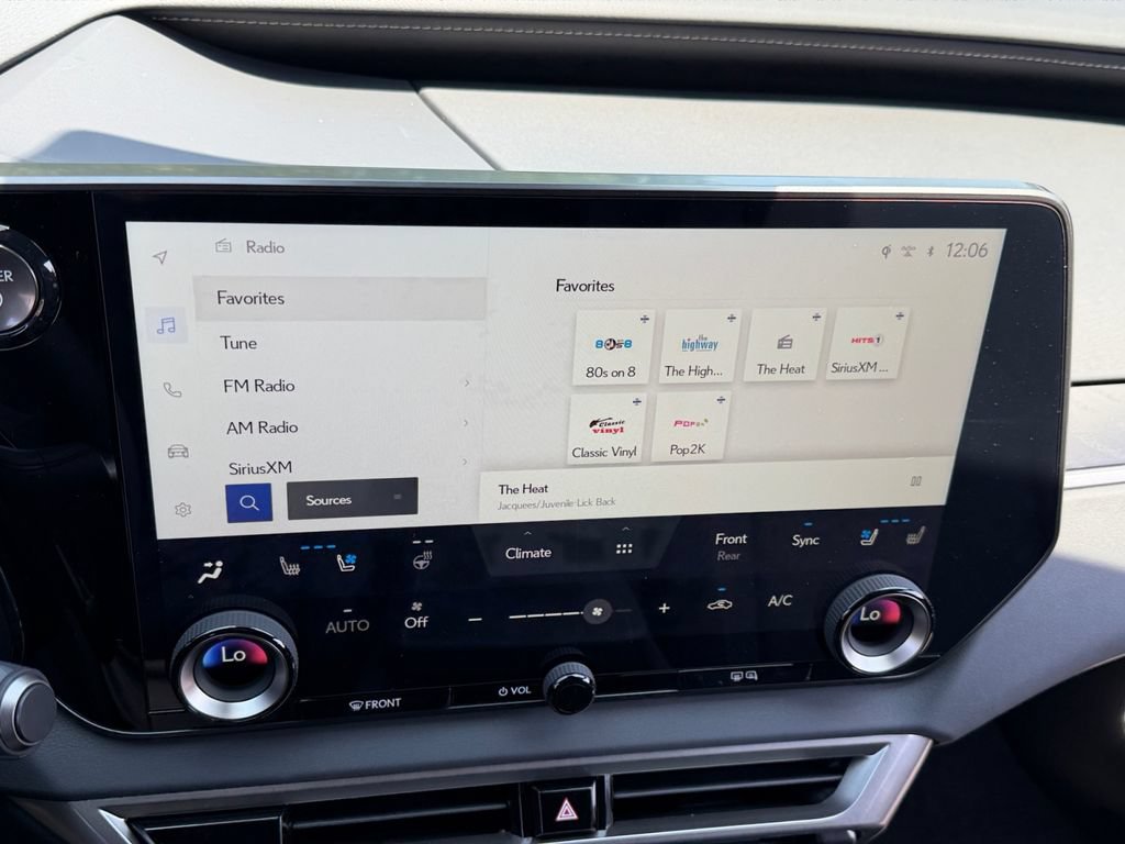 New 2026 Lexus RX 350h AWD/4WD image 17