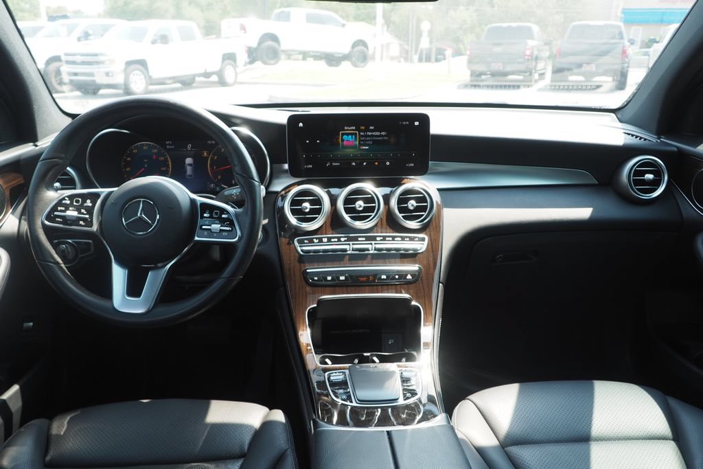 Used 2020 Mercedes-Benz GLC 300 4MATIC Coupe image 18