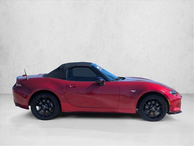 Used 2019 MAZDA MX-5 Miata Club w/ I-ACTIVSENSE Club Package image 4