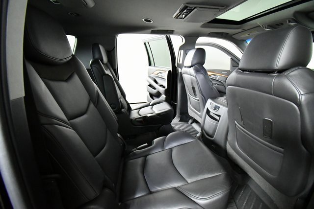 Used 2019 Cadillac Escalade ESV Premium Luxury image 15