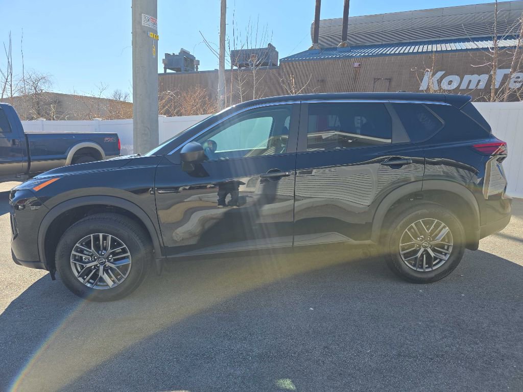 Used 2026 Nissan Rogue S image 11