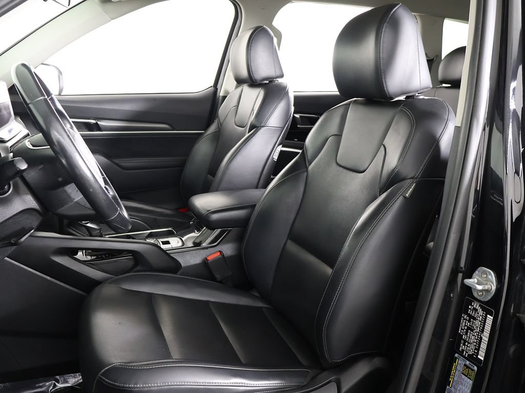Used 2022 Kia Telluride LX FWD image 30