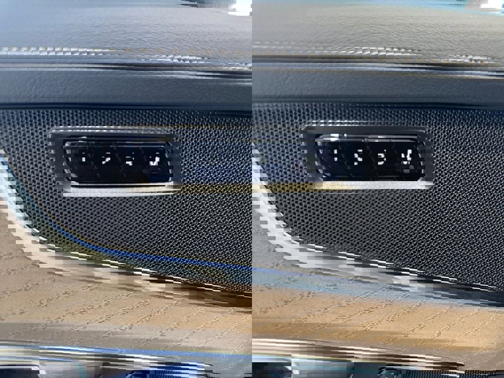 New 2026 Volvo XC90 B5 Core w/ Protection Package Premier image 12