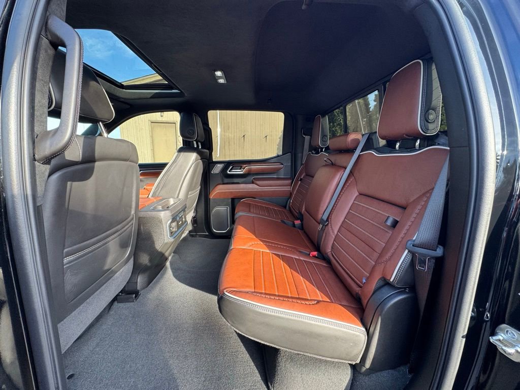 Used 2025 GMC Sierra 1500 Denali Ultimate image 36