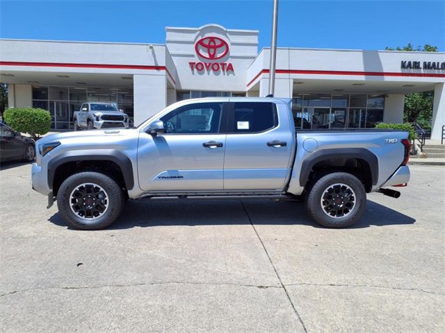 New 2025 Toyota Tacoma TRD Off-Road image 2