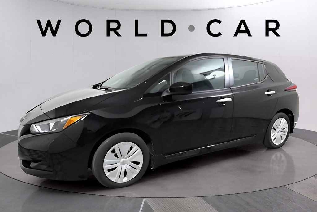 Used 2025 Nissan Leaf S FWD image 12