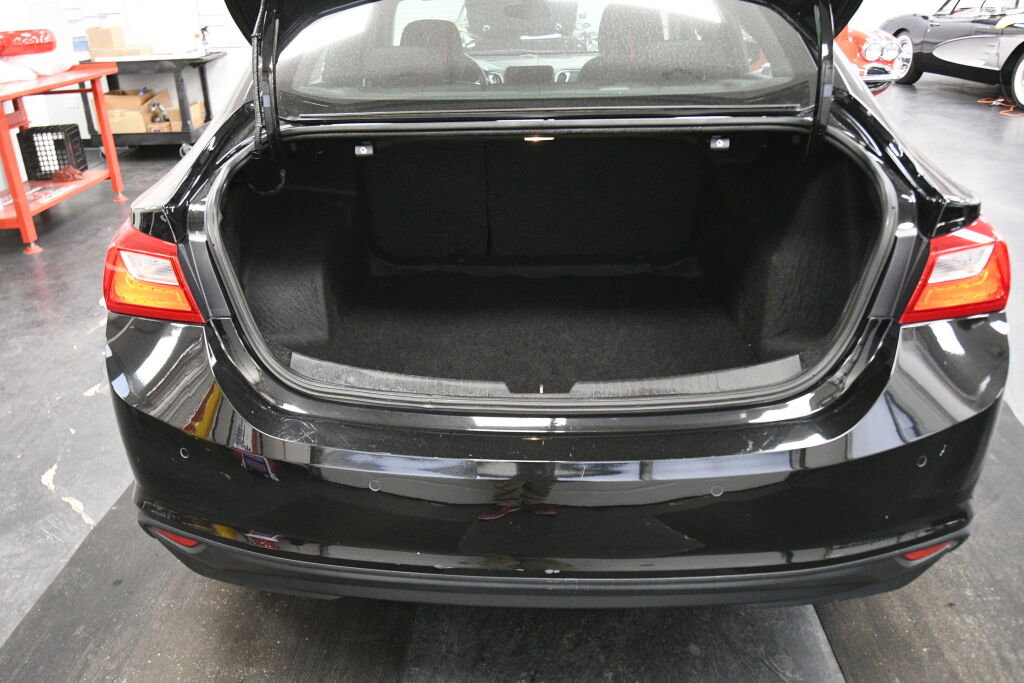 Used 2024 Chevrolet Malibu LT image 22