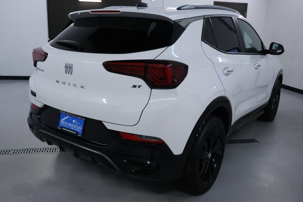 Used 2024 Buick Encore GX Sport Touring AWD/4WD image 7