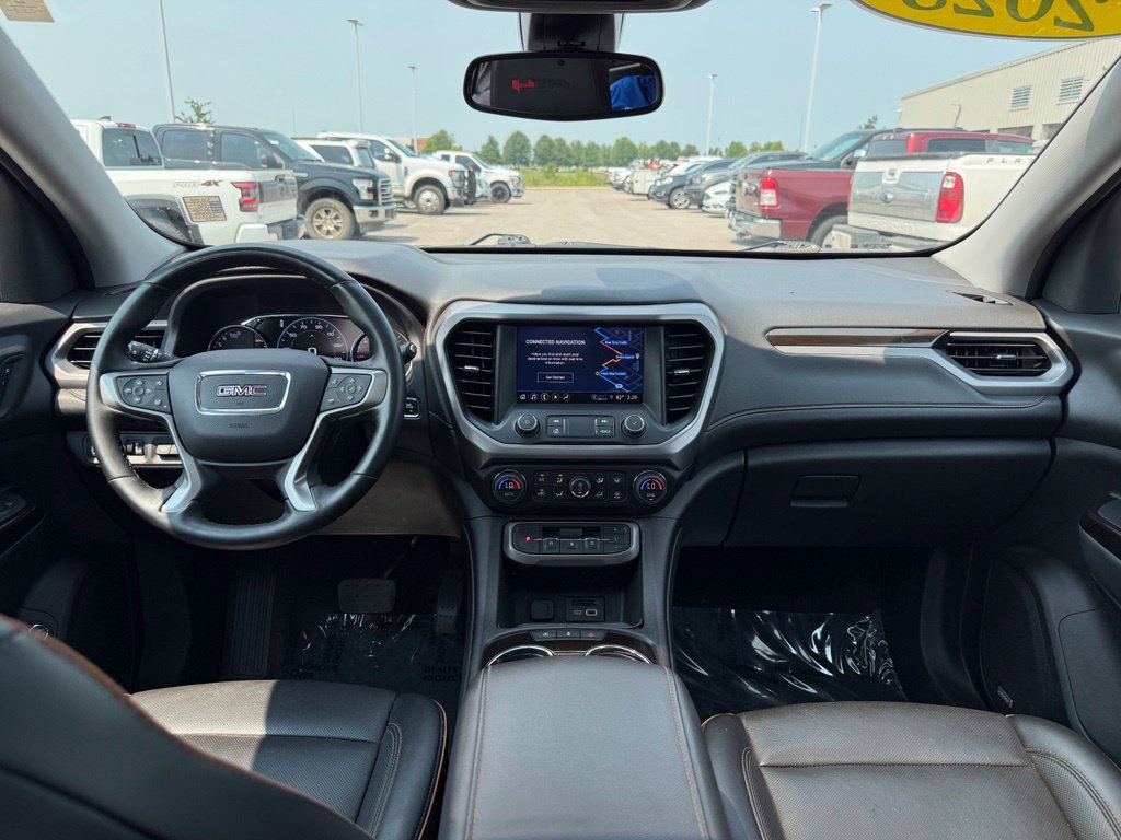 Used 2023 GMC Acadia AT4 w/ Technology Package AWD/4WD image 15