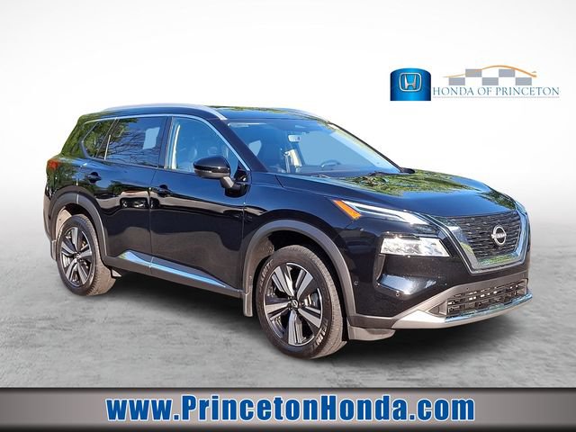 Used 2023 Nissan Rogue Platinum AWD/4WD image 1