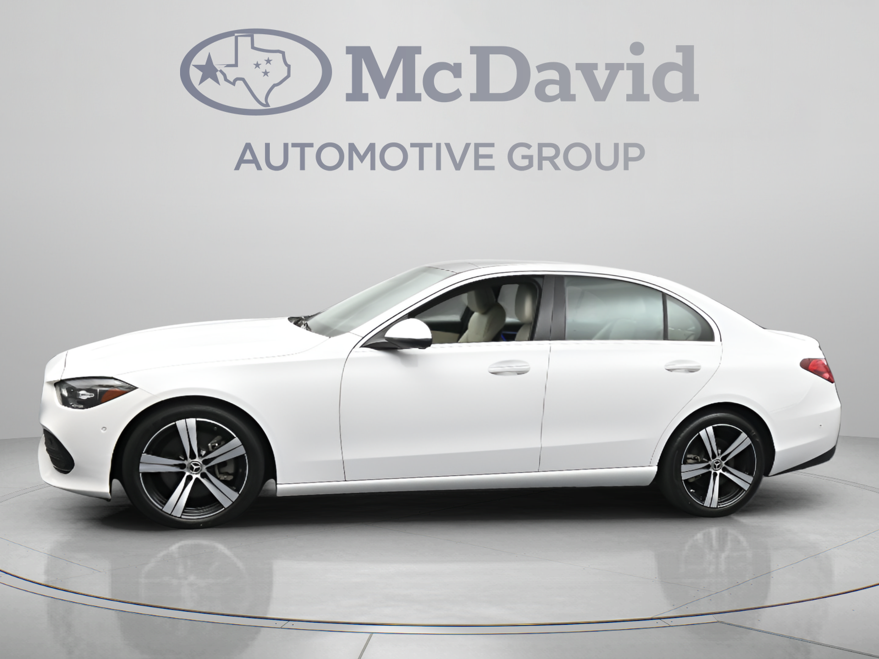 Used 2023 Mercedes-Benz C 300 4MATIC Sedan image 5