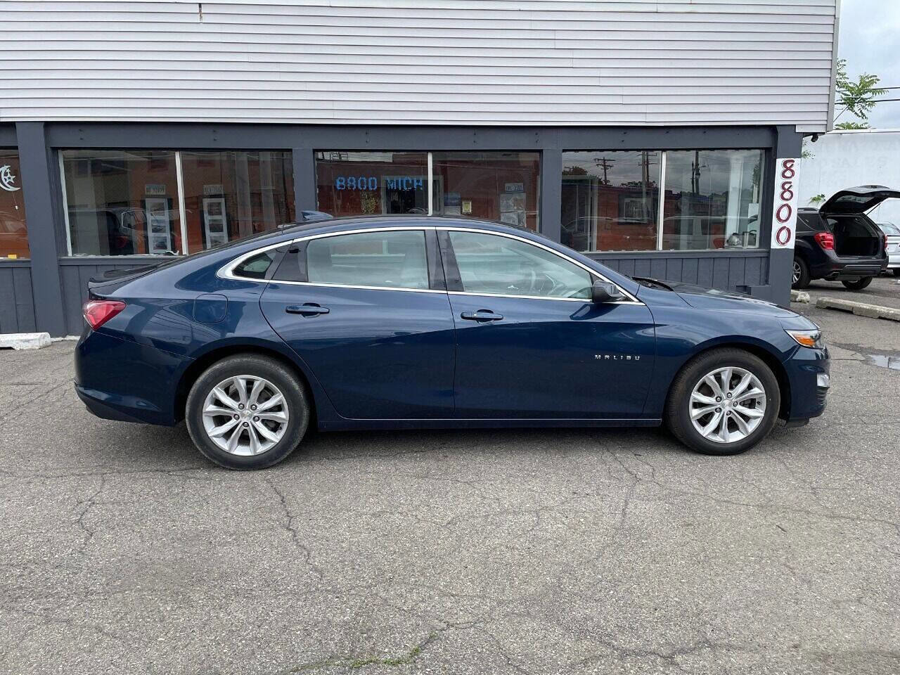 Used 2020 Chevrolet Malibu LT image 5