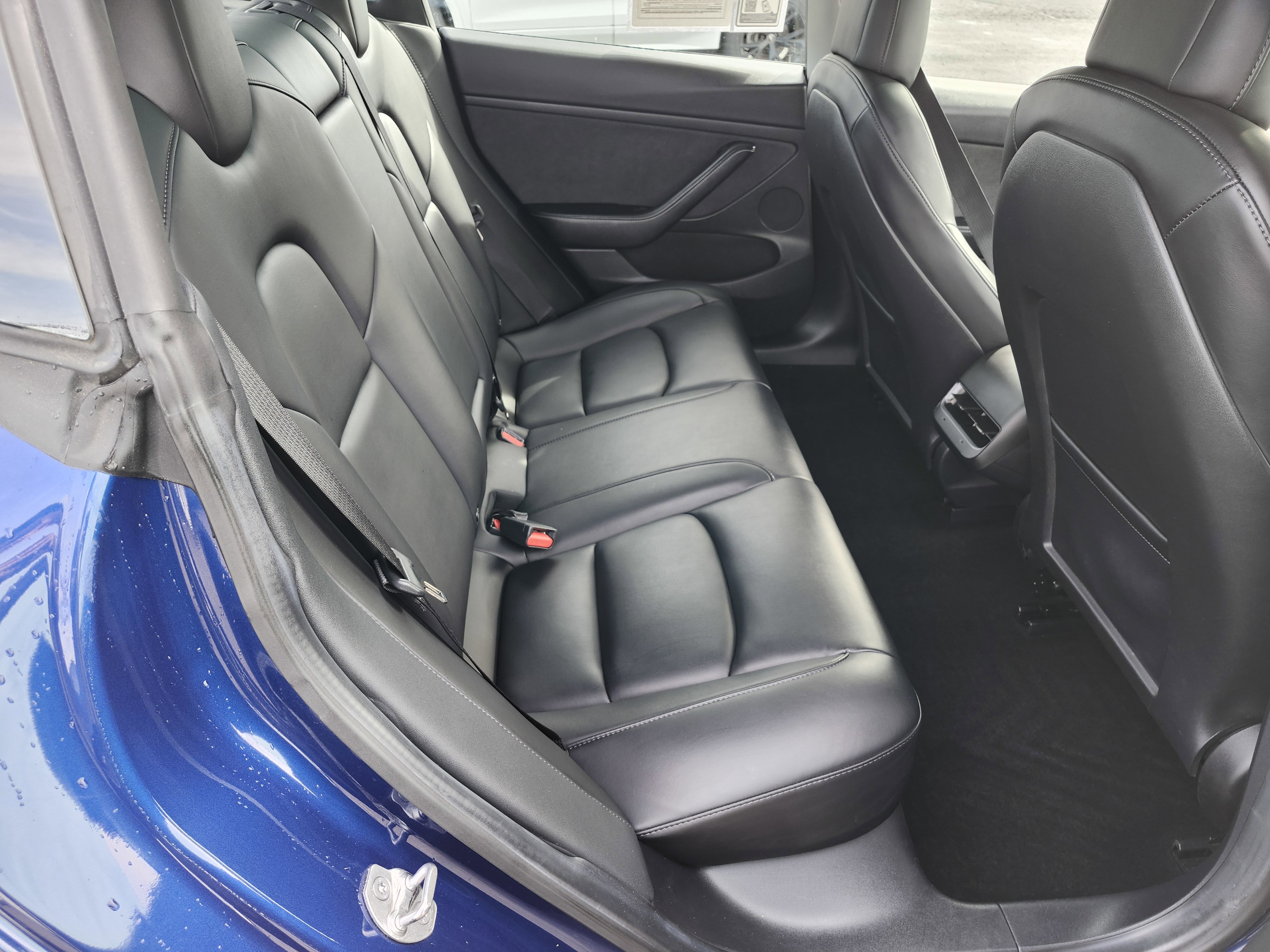 Used 2022 Tesla Model 3 image 18
