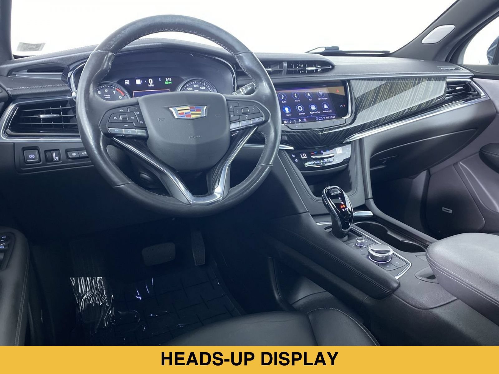 Certified 2022 Cadillac XT6 Premium Luxury w/ Technology Package AWD/4WD image 2