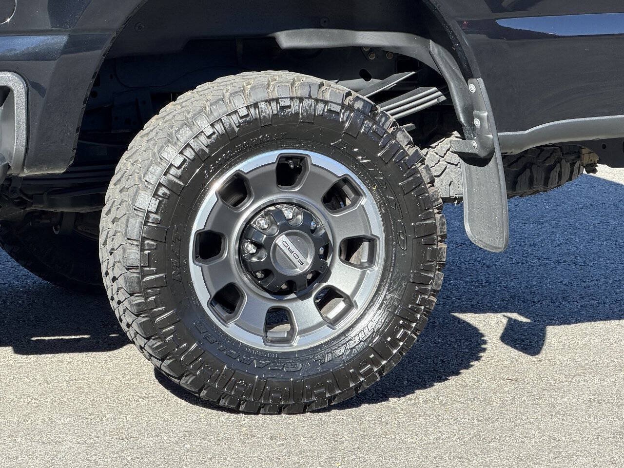 Used 2024 Ford F250 XLT w/ Black Appearance Package AWD/4WD image 13